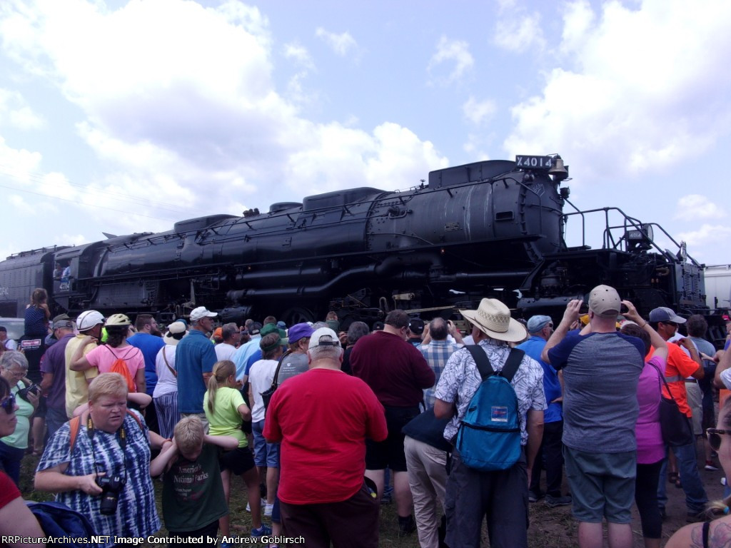 UP 4014 at the Yard for a Night